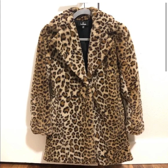 Lulus Leopard Faux Fur Coat NWOT - Picture 3 of 6